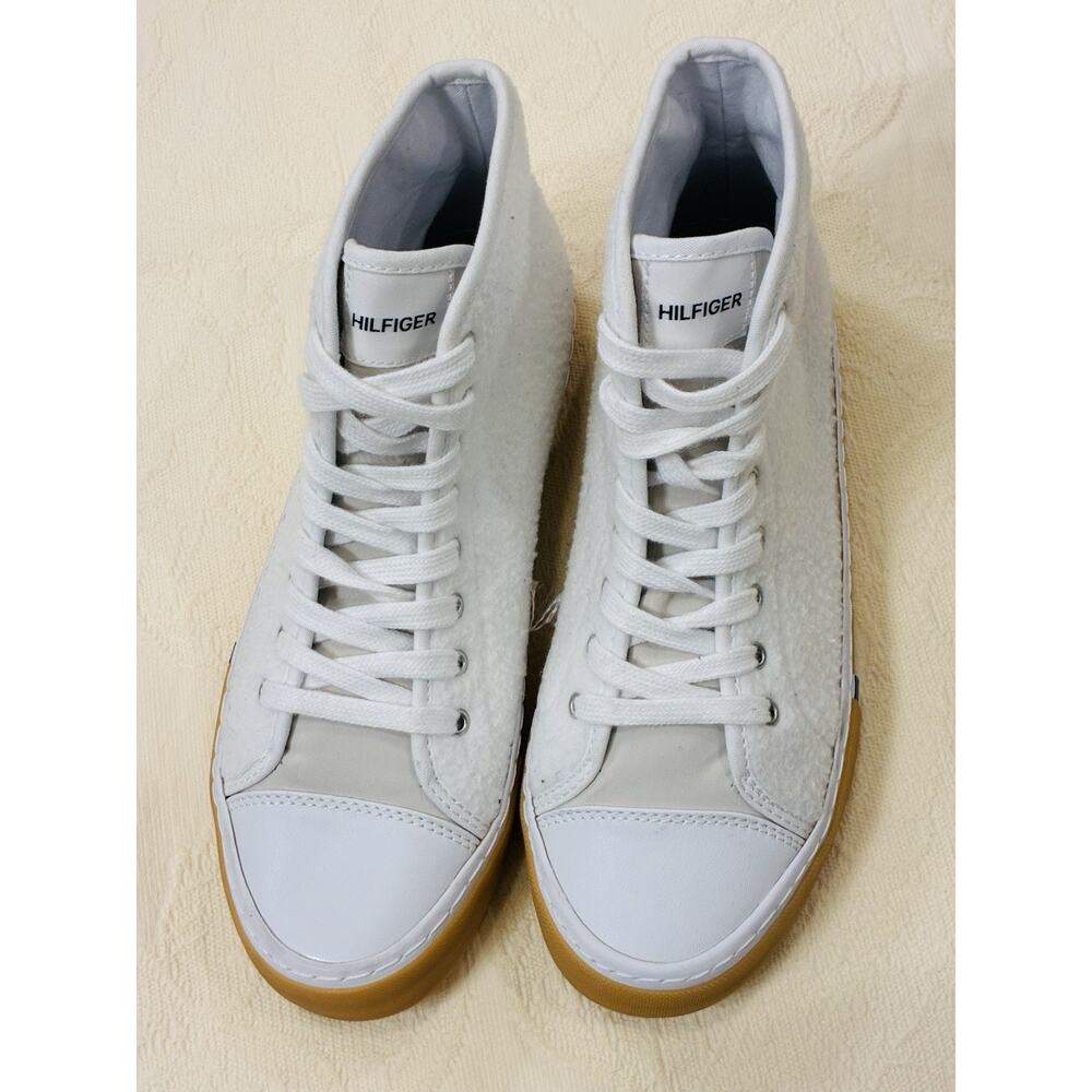 NEW! Tommy Hilfiger Women's Evee White Teddie Faux-Fur High-Top Sneakers Sz 10M
